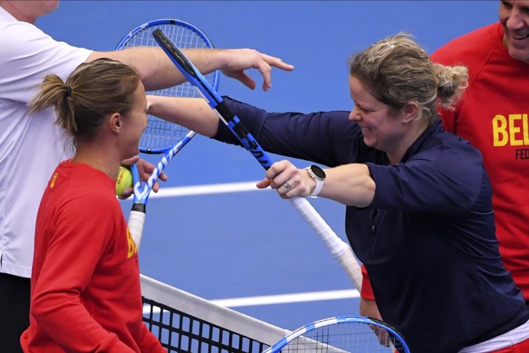 Bondscoach Van Herck verwacht “pittig weekend” in het Fed Cup-duel met Kazachstan en juicht aanwezig Clijsters toe