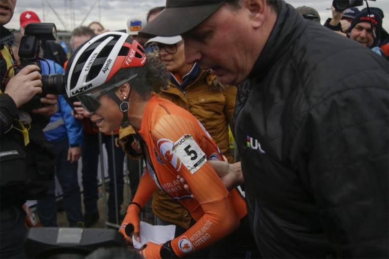 Drie op drie en volledig Nederlands podium bij de vrouwen: eerste wereldtitel voor Ceylin Alvarado, Sanne Cant stelt teleur