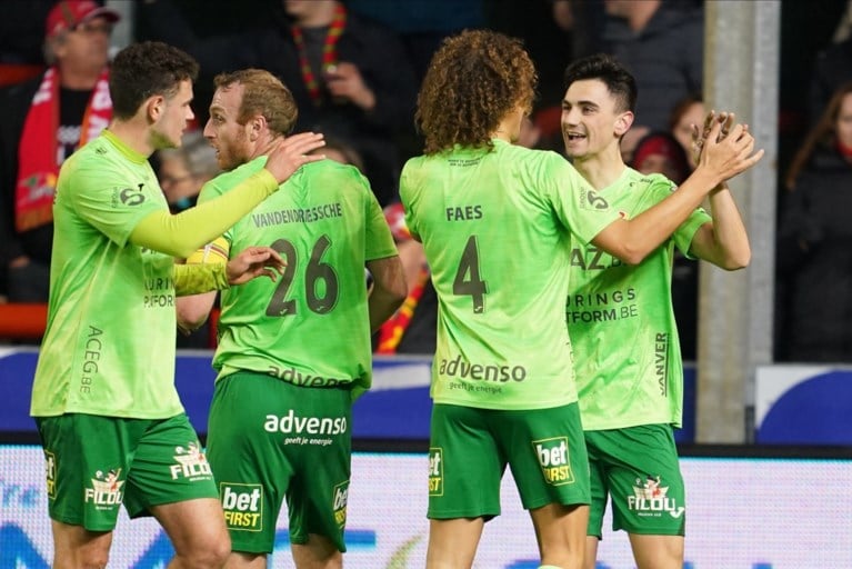 KV Oostende moet nog bibberen voor degradatie na late nederlaag tegen Moeskroen