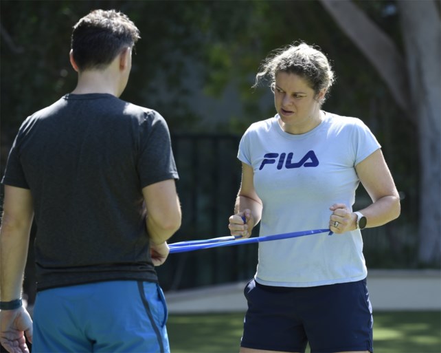 Kim Clijsters traint eerste keer in Dubai voor comeback