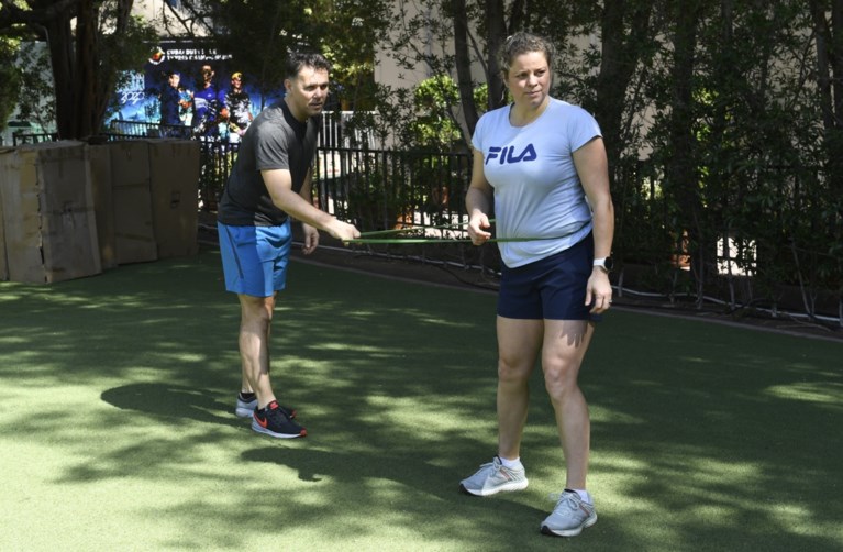 Kim Clijsters traint eerste keer in Dubai voor comeback