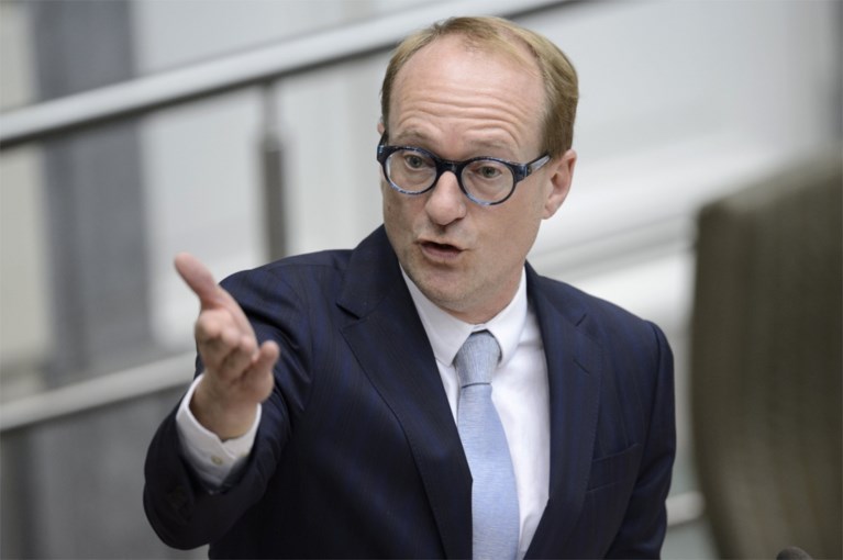 Krijgen Bart Swings en co een ijsbaan van 20 tot 40 miljoen? Minister Weyts is “optimistisch gestemd”, schaatsbond valt uit de lucht