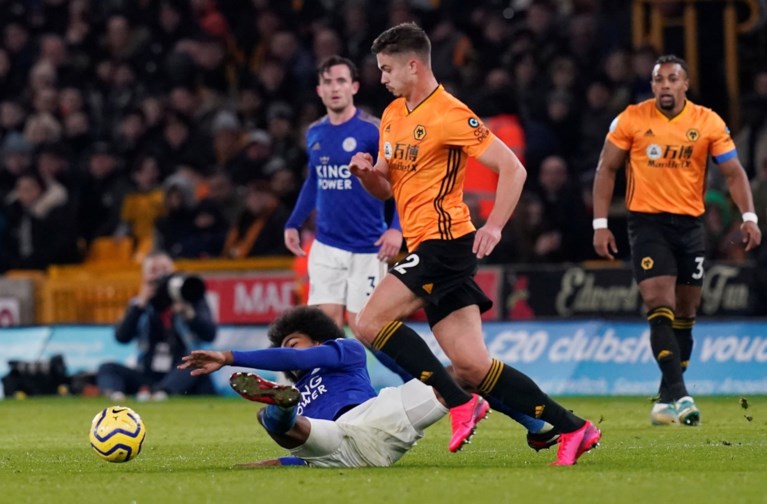 Tielemans en Dendoncker houden elkaar in evenwicht, Carrasco kan puntenverlies van Atletico niet afwenden