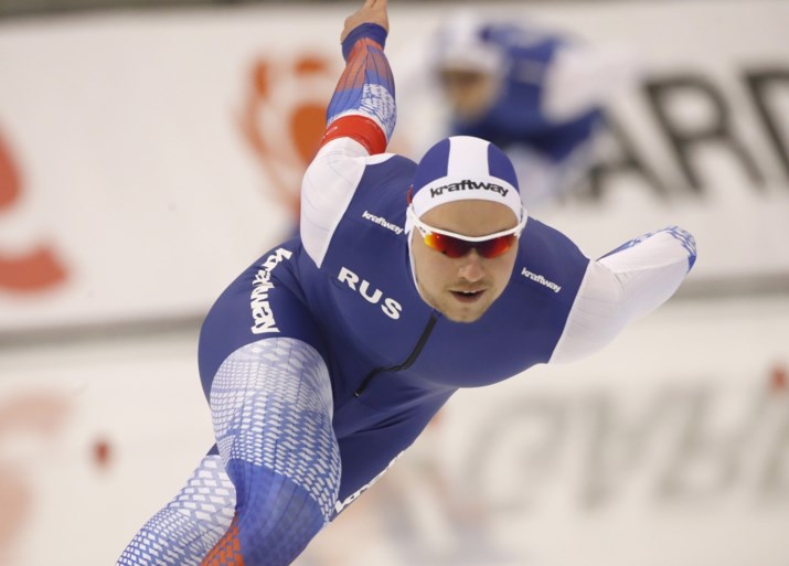 Wereldrecords sneuvelen bij de vleet op WK schaatsen, twee wereldtitels voor Nederland