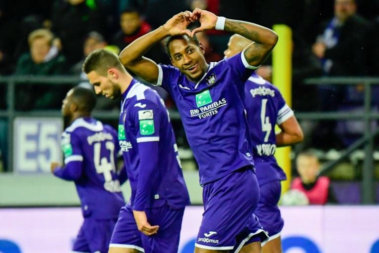 Feest in het Astridpark: Anderlecht haalt ouderwets uit tegen Eupen en mag blijven dromen van Play-off 1