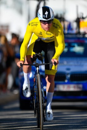 Dubbelslag voor Remco Evenepoel in Ronde van Algarve: supertalent pakt eindwinst én ritzege in slottijdrit