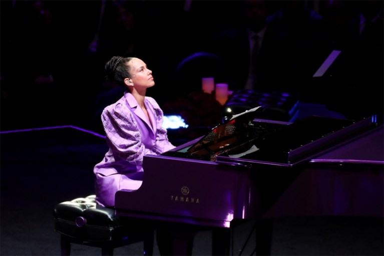 LA eert Kobe Bryant en dochter Gianna in pakkende ceremonie: mooie woorden van Michael Jordan, emotionele speech van weduwe Vanessa
