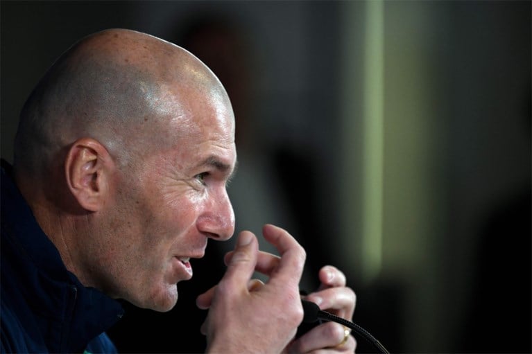 Openhartige Mbappé over jeugdige ontmoeting met Zidane: “Moet ik mijn schoenen uitdoen?”
