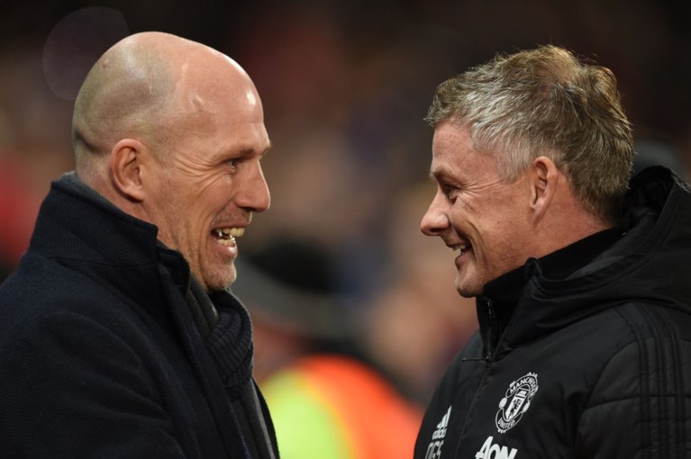 Rode kaart Simon Deli hypothekeert Brugse stunt in Old Trafford: blauw-zwart krijgt vijf goals om de oren tegen Man United
