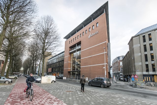 Mogelijke coronabesmetting bij SD Worx in Antwerpen: “Collega’s gevraagd om van thuis werken, gebouw wordt grondig ontsmet”