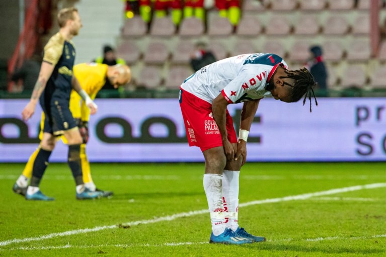 Invaller Lior Refaelov schiet heerlijk raak en bezorgt Antwerp net als in de beker nipte zege op Kortrijk