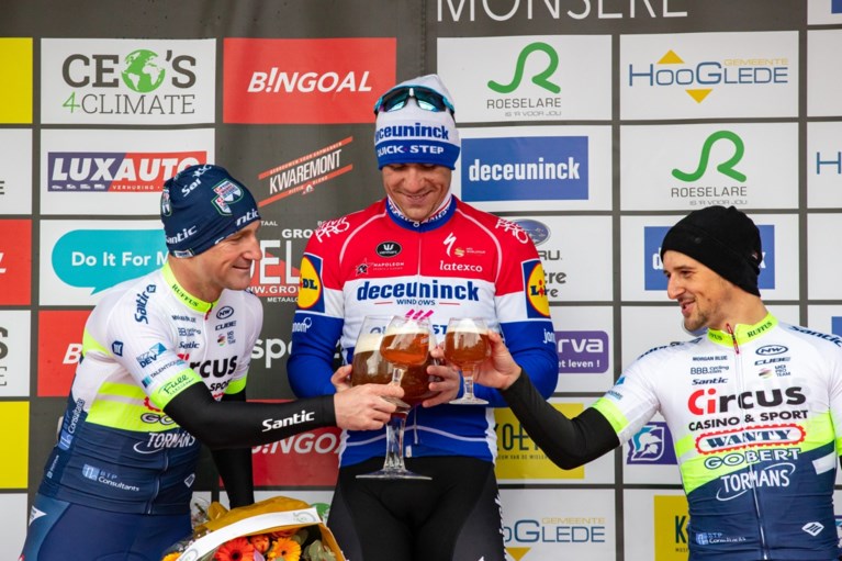 Wel prijs voor Deceuninck - Quick-Step in kletsnatte GP Monseré dankzij ongenaakbare Fabio Jakobsen: “We mochten niet falen”