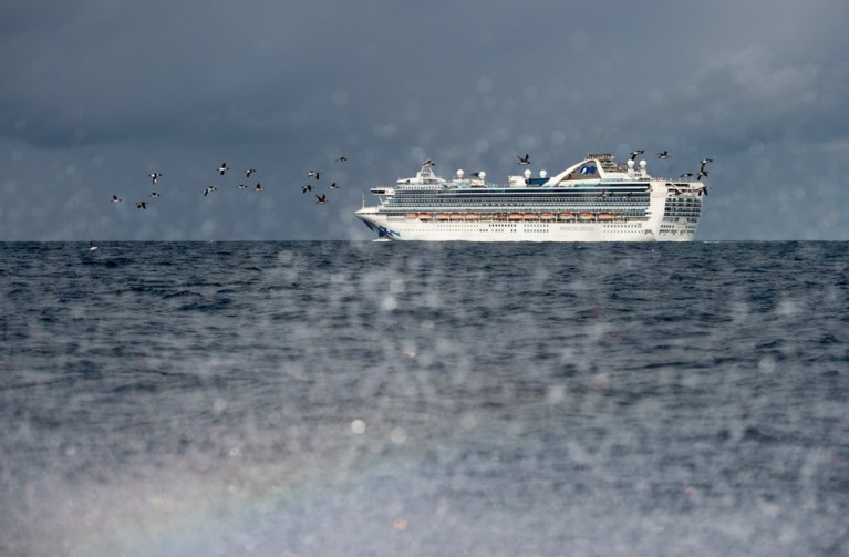 Kankerpatiënte boekt droomcruise, maar zit vast door coronavirus: “Ik heb echt chemotherapie nodig”