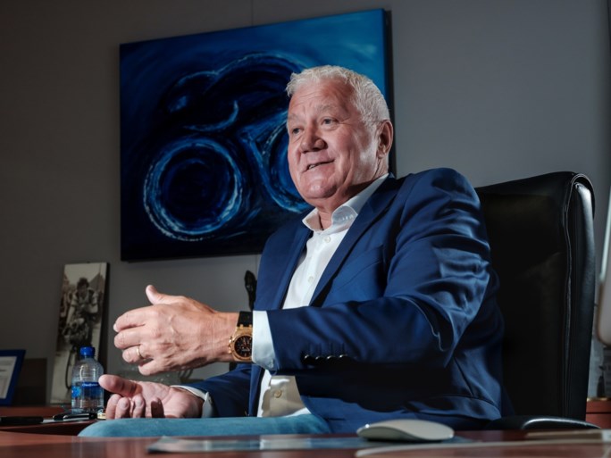 Gilbert lanceert voorstel om de wielerkalender te herzien, Lefevere ziet ingekorte Tour wel zitten