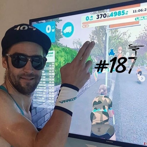 Laurens De Vreese rijdt 368km aan een stuk op de rollen en daagt Oliver Naesen uit, ook Vansummeren roert zich