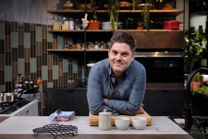 Jeroen Meus blijft afleveringen van Dagelijkse kost opnemen, maar staat er voortaan helemaal alleen voor