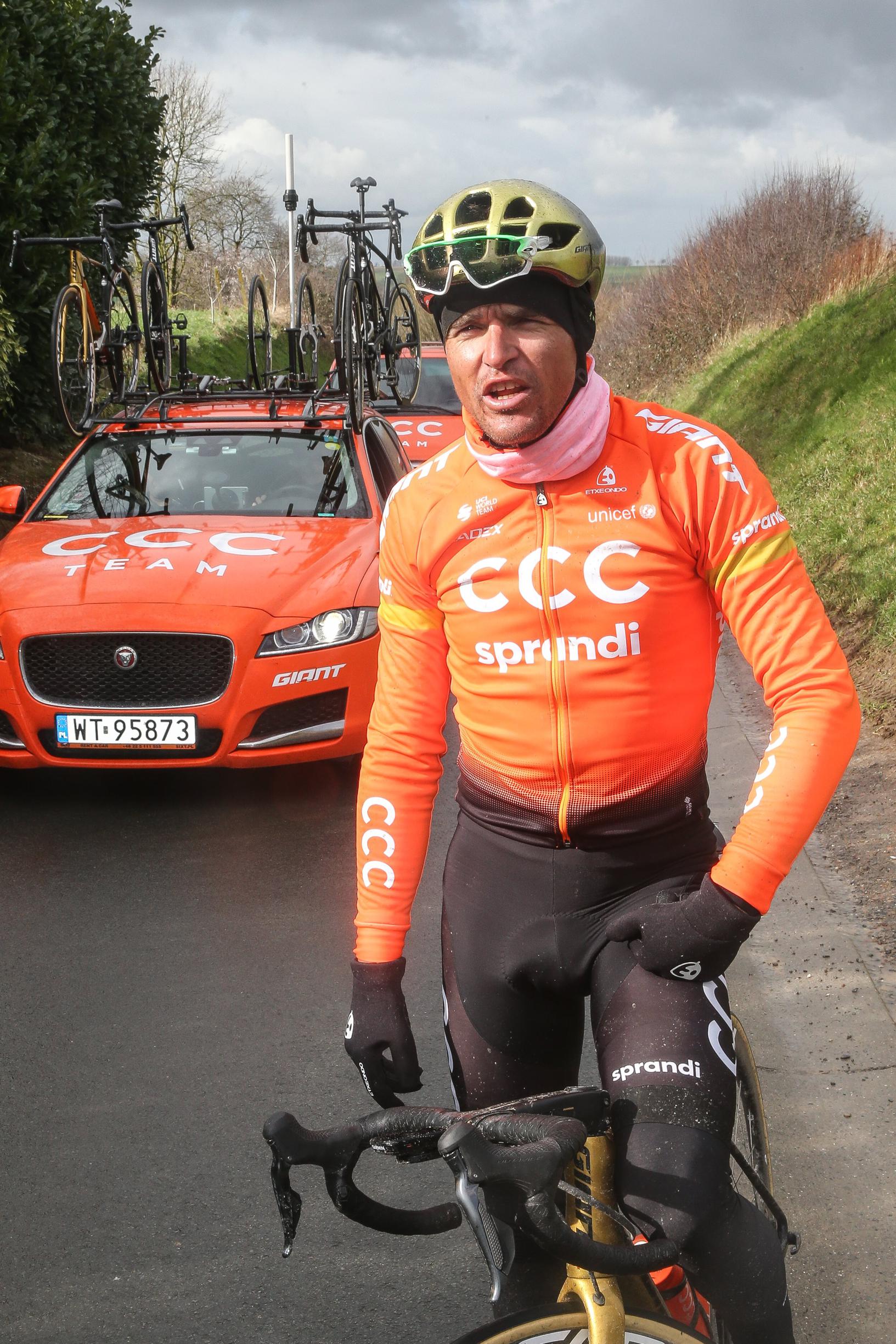 CCC-ploeg van Greg Van Avermaet spartelt om te overleven ...