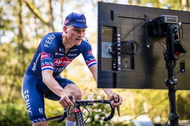 Mathieu van der Poel ziet deelname aan de Tour de France wel zitten (als die doorgaat): “Misschien moeten we toch nog eens lobbyen”