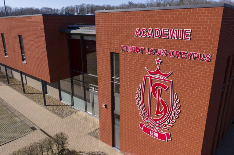 Spelersvakbond Sporta zoekt een collectieve oplossing voor problematiek rond spelerslonen
