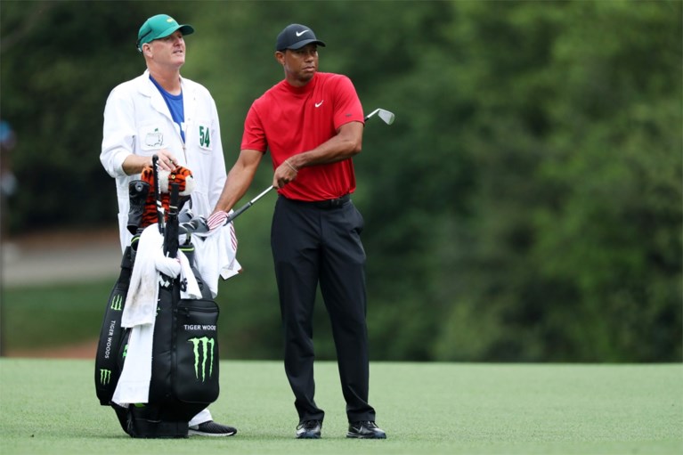 Toeschouwer daagt Tiger Woods en zijn caddie voor de rechter