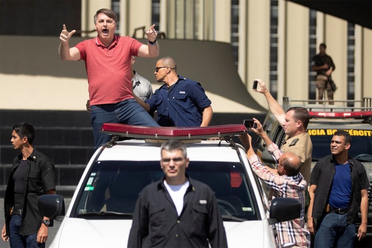 Braziliaanse president Bolsonaro demonstreert tegen coronamaatregelen