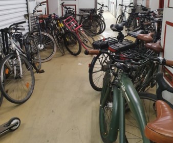 Antwerpse Politie Vindt Bijna 40 Gestolen Fietsen En Elektri Antwerpen Het Nieuwsblad Mobile