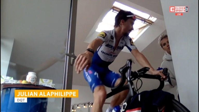 Rohan Dennis rijdt eerste Belg op 6 minuten en wint slotrit virtuele Ronde van Zwitserland: 'Niet zonder pijn, maar daar hou ik van'