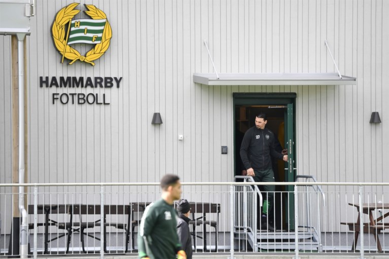 Zlatan Ibrahimovic blijft zijn kunstjes etaleren op training bij het Zweedse Hammarby