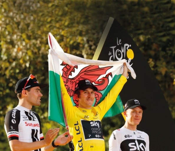 Geraint Thomas ontloopt strenge maatregelen in zijn thuisland en start zijn voorbereiding op Tour de France