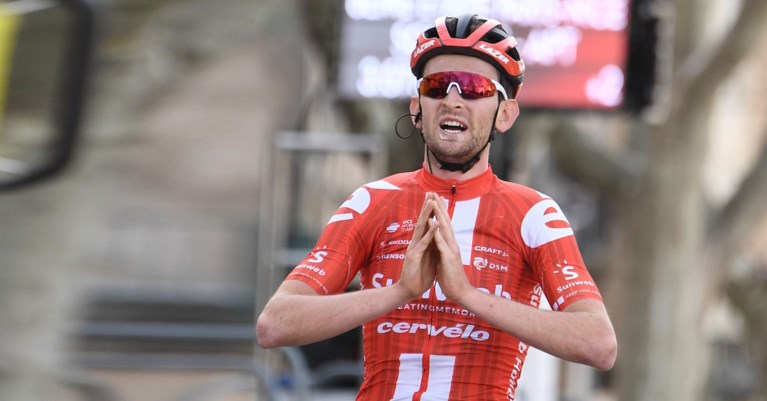 Tiesj Benoot blikt vooruit naar najaar: “Luik en de Ronde na de Tour, dat kan wel eens goed uitdraaien voor mij”