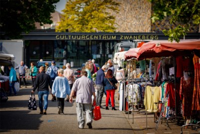 Corona Eist Ook Slachtoffers Onder Marktkramers Zonder De Heist Op Den Berg Het Nieuwsblad Mobile