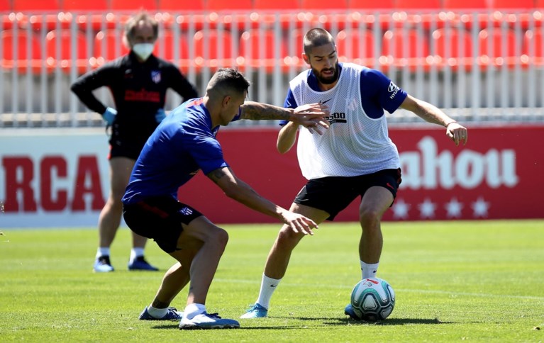 Yannick Carrasco keek vol ongeduld naar de Bundesliga: “Ik feliciteerde Thorgan Hazard met zijn goede wedstrijd”