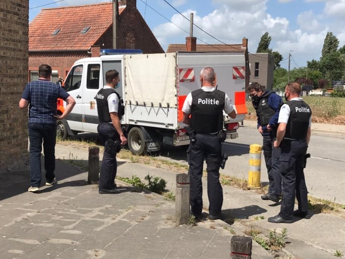 Twintigtal bewoners geëvacueerd na vondst bom in woning