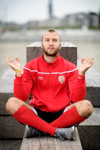 Emmanuel Stockbroekx De Boeddha Van De Red Lions Als Het Het Nieuwsblad Mobile