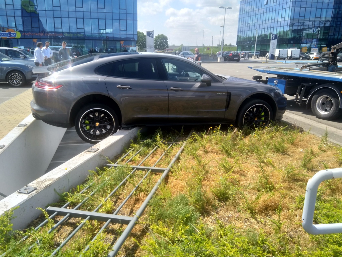 https://static.nieuwsblad.be/Assets/Images_Upload/2020/05/25/3f822062-9e7c-11ea-a348-a5f6167b55a4_web_scale_0.1953125_0.1953125__.jpg?nomaxheight=513&nomaxwidth=767&scale=both https://static.nieuwsblad.be/Assets/Images_Upload/2020/05/25/3f822062-9e7c-11ea-a348-a5f6167b55a4_web_scale_0.1953125_0.1953125__.jpg?nomaxheight=513&nomaxwidth=767&scale=both