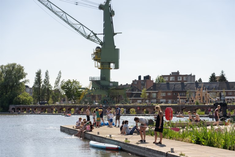 Welkom op Plage Houtdok: dit is de nieuwe hotspot van Gent