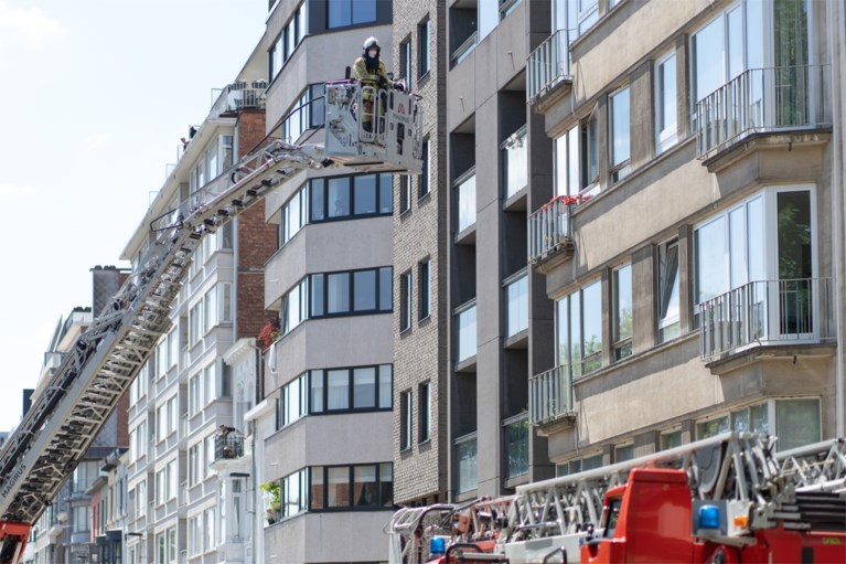 Zetel in brand in appartementsgebouw aan de Zuid