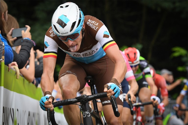 Oliver Naesen onthult meedogenloze trainingsmethode: “Om te wennen aan verschroeiende pijn in je benen”