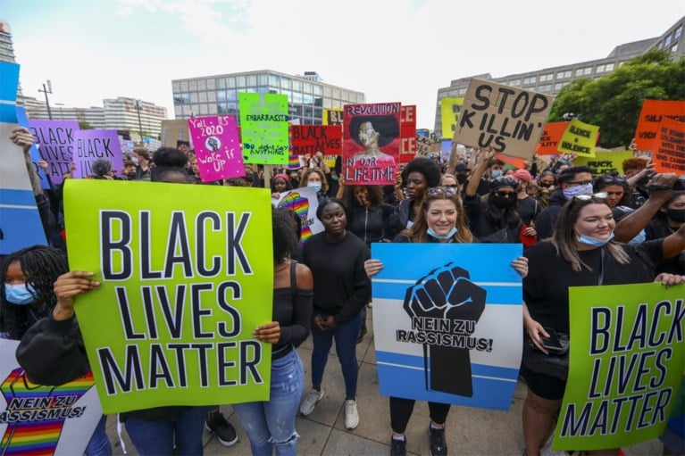 OVERZICHT. ‘Black Lives Matter’-betogingen in Antwerpen, Luik, Sydney, Parijs, Berlijn, Londen, Manchester...
