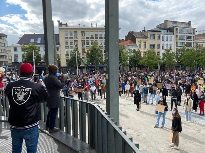 OVERZICHT. ‘Black Lives Matter’-betogingen in Antwerpen, Luik, Sydney, Parijs, Berlijn, Londen, Manchester...