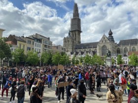 OVERZICHT. ‘Black Lives Matter’-betogingen in Antwerpen, Luik, Sydney, Parijs, Berlijn, Londen, Manchester...