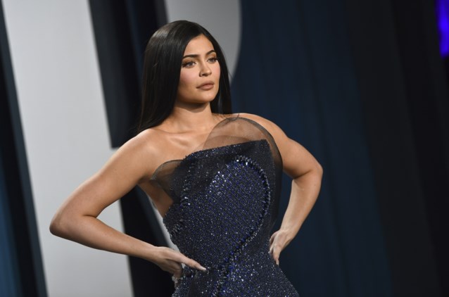 Kylie Jenner helpt ‘de onbekende Kardashian’ met peperdure strijd om dochter
