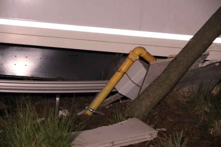 Gaslek in industriezone na ongeval met truck