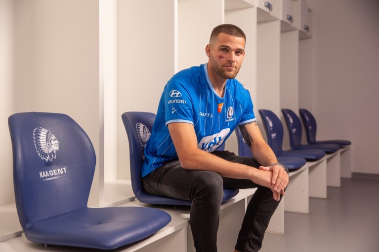 Het houdt niet op: AA Gent haalt nu ook Dino Arslanagic gratis op bij Antwerp, recordtransfer Nurio officieel