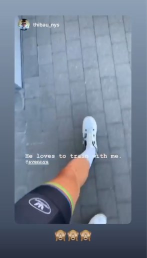 Thibau Nys lacht met oververhitte vader Sven op Instagram: “Hij traint zo graag met mij...”