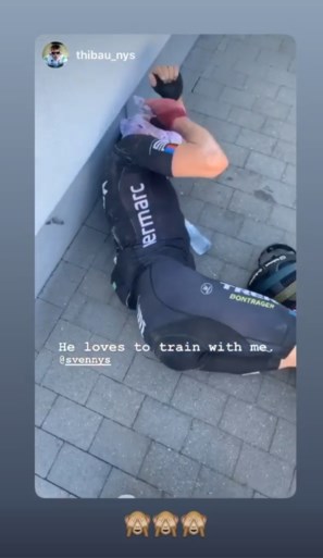 Thibau Nys lacht met oververhitte vader Sven op Instagram: “Hij traint zo graag met mij...”