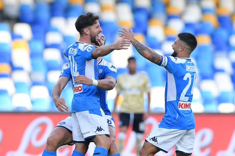 En daar is nummer 123 al: Dries Mertens scoort opnieuw voor Napoli met listig lobje