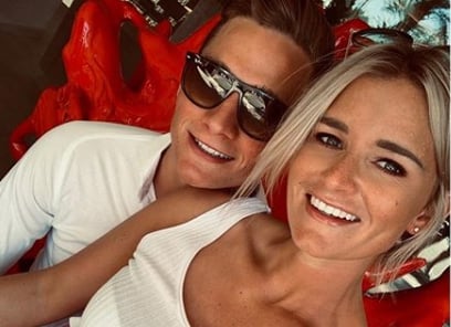 Vriendin Roxanne geeft inkijk in het leven van Mathieu van der Poel: “Het is een Duracelkonijn dat staat te stuiteren”