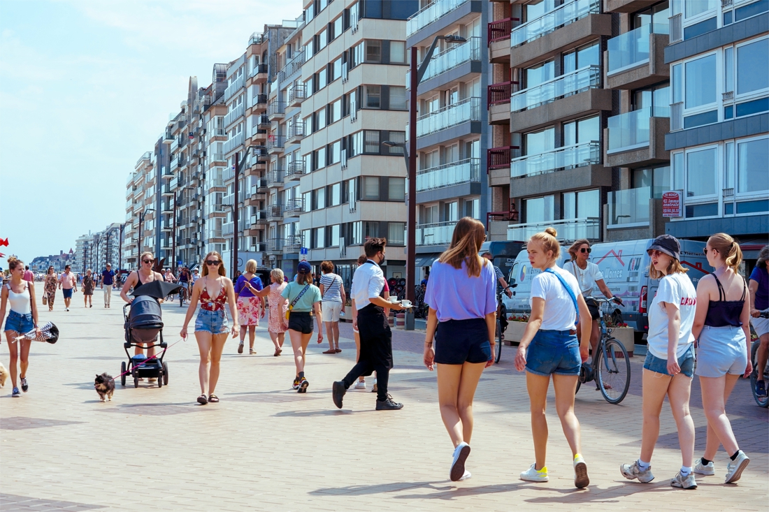 Andere kustburgemeesters ook bezorgd over bomvolle treinen: “Moet dit allemaal?”