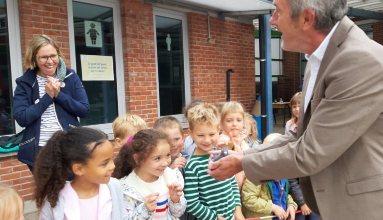 Sprankeltje wordt de lievelingsduif van directeur Paul De Wilde